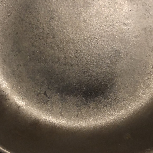 Cousances #23 Skillet, Enamelled Cast Iron - Picture 5 of 8